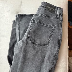 Hollister Ripped Dad Jeans